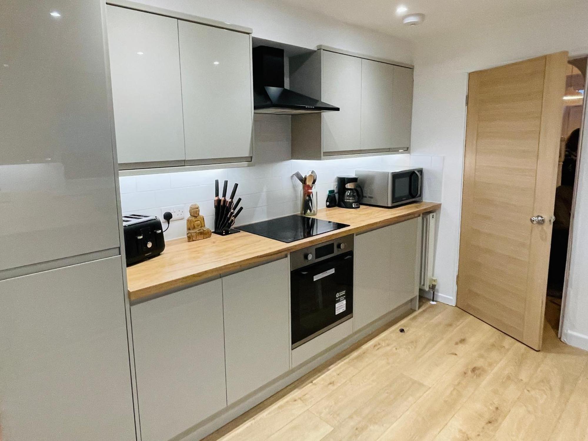 Newly Refurbished City Centre House With Parking Exeter Exterior foto